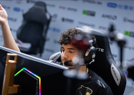 RNG群访 GALA：今天发挥的正常吧 今天我觉得还可以打得更好