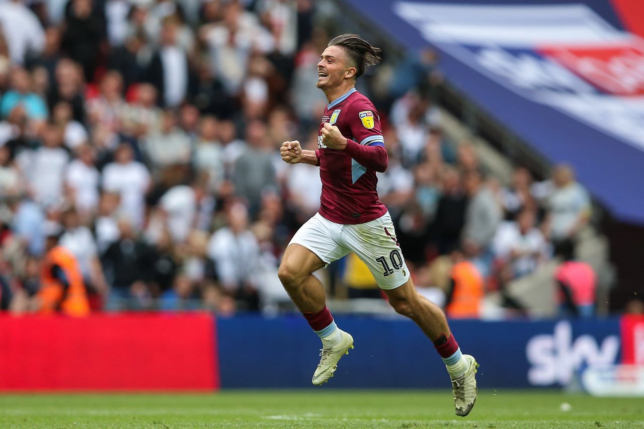 外媒更新2022夏季赛第十一周的全球战队战力排行。 GENG夺冠第一！